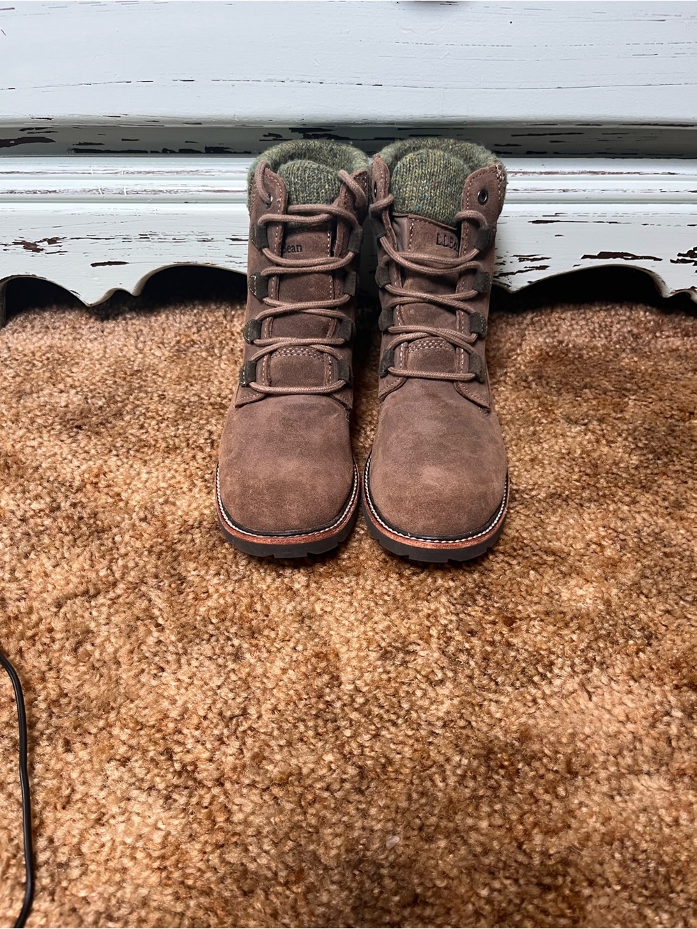 Women’s LL Bean East PointBoots with Knit Collar. Size 6.5.